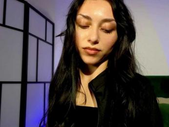 LaSquirtessa webcam bongacams model stream image