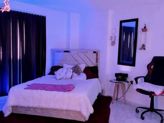 Emeely Romero webcam model stream image