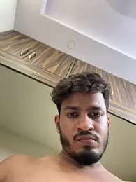 shubhzee143 webcam stripchat model stream image