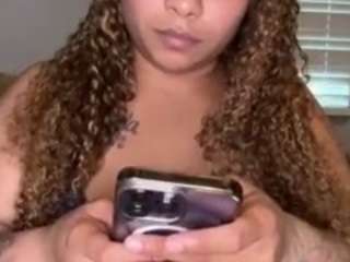 laylared webcam model stream image