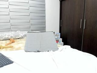 Cinthya Klen webcam model stream image
