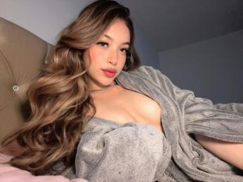WillowDior webcam model stream image