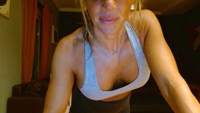 cari_guerrera webcam cam4 model stream image