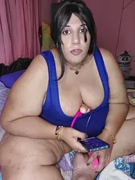 Strongshemail webcam model stream image