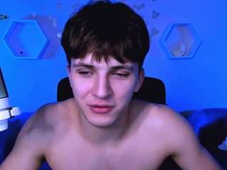 travis-wolf webcam model stream image