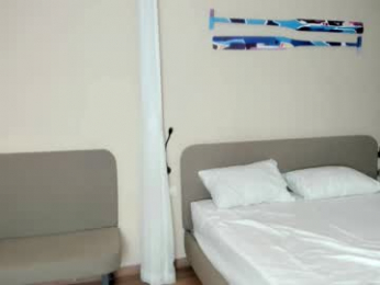 kiraempire webcam model stream image