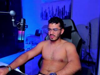 Bruno Oconer webcam model stream image