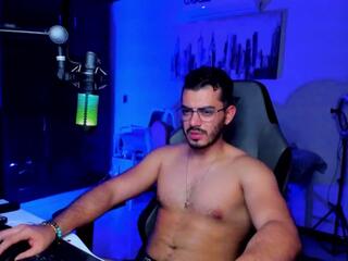 Bruno Oconer webcam model stream image