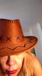 Rubiazaaaa webcam model stream image