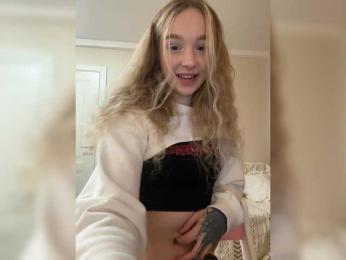 MimiMila webcam bongacams model stream image