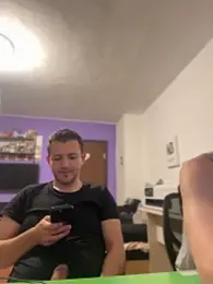 mihneaxxx webcam stripchat model stream image