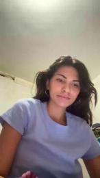 Lyviaa_ webcam model stream image