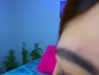 holy_taby_ webcam model stream image