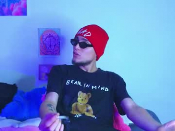 holy_taby_ webcam model stream image