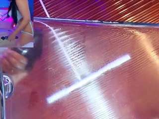 lady-brownn webcam model stream image