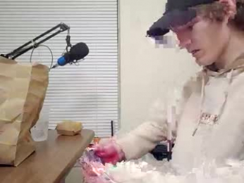 charlied09302 webcam model stream image