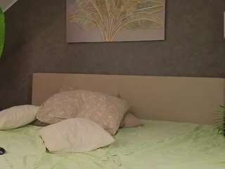 molly-rouge webcam model stream image