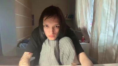 RenettaWolvin webcam model stream image