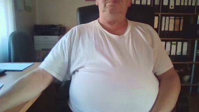 gulle321 webcam model stream image