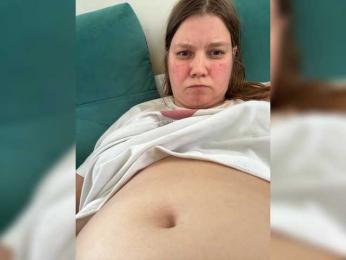 mari12-1 webcam model stream image