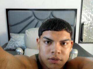 Bruce Stroud webcam flirt4free model stream image