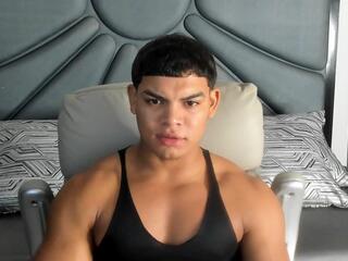 Bruce Stroud webcam model stream image