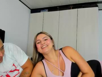 _cereza_ webcam model stream image