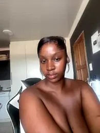 Candy_Love_18 webcam model stream image