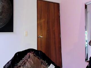Alexander Classy webcam model stream image