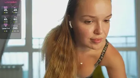 PeachyLina webcam model stream image