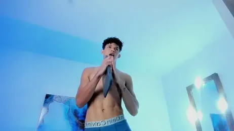 KamiSuarez webcam model stream image