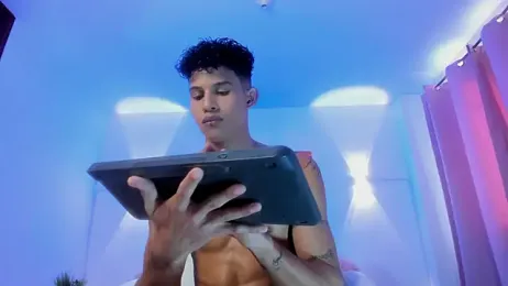 KamiSuarez webcam model stream image