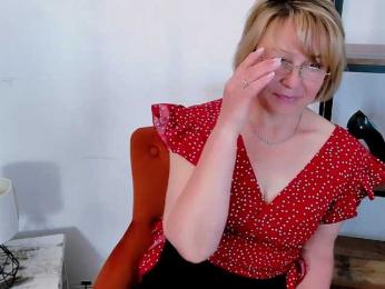 MarieneMature webcam model stream image