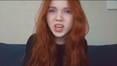 ZettaNeubaum webcam model stream image