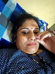 Rakhi99x webcam model stream image