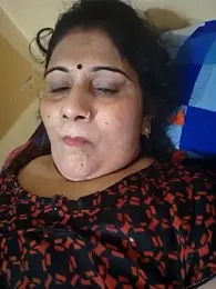Rakhi99x webcam model stream image