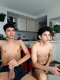 Jeunes_Grossieres webcam stripchat model stream image