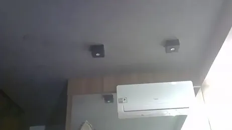 SkinnyKitten webcam model stream image