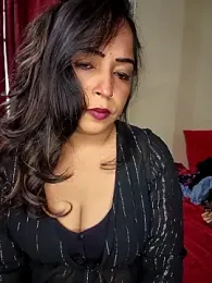 Hotbhabi305 webcam stripchat model stream image