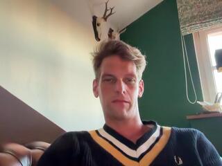 Andrew Blonde webcam model stream image