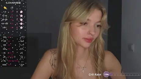 Alice_super_ webcam model stream image