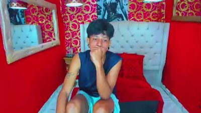 straightyoung webcam model stream image