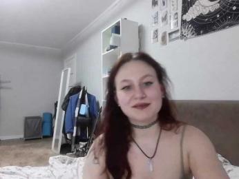 LoiseLovetto webcam bongacams model stream image