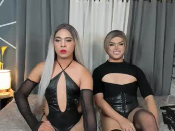 strip_me_baby webcam model stream image