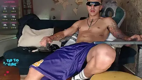 rogert_xx webcam stripchat model stream image