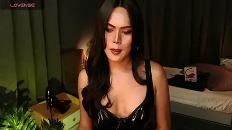 OHVEEYMExo1 webcam model stream image