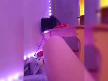 Laylay13 webcam model stream image