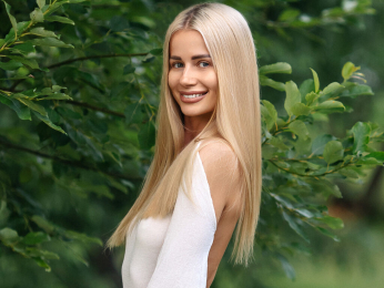 StephanieMoore webcam model stream image