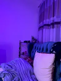 Izy_cute_ webcam model stream image