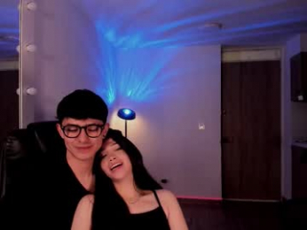 mikeyvioleta webcam model stream image